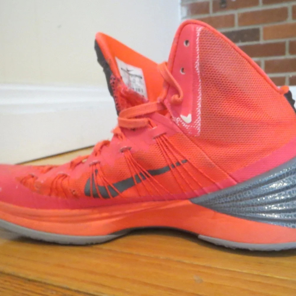 Nike HYPERDUNK Men's Size 11 - Picture 7 of 7